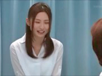 エロ素人妻が禁断の不倫ファックで中出しに大興奮