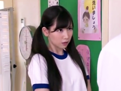 「あの・・好きです」上目遣いで同級生に告白後すぐにパコり始める美少女JK